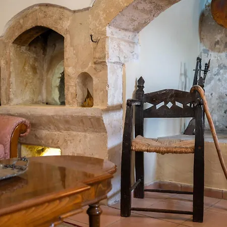 The Olive Mill House - Luxe Villa, Classic Charm * Prinés